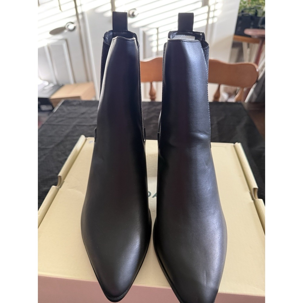 J.Adams Andi Black PU Pull Tab Pull On Pointed Toe Block Heel Chelsea Boots 9.5